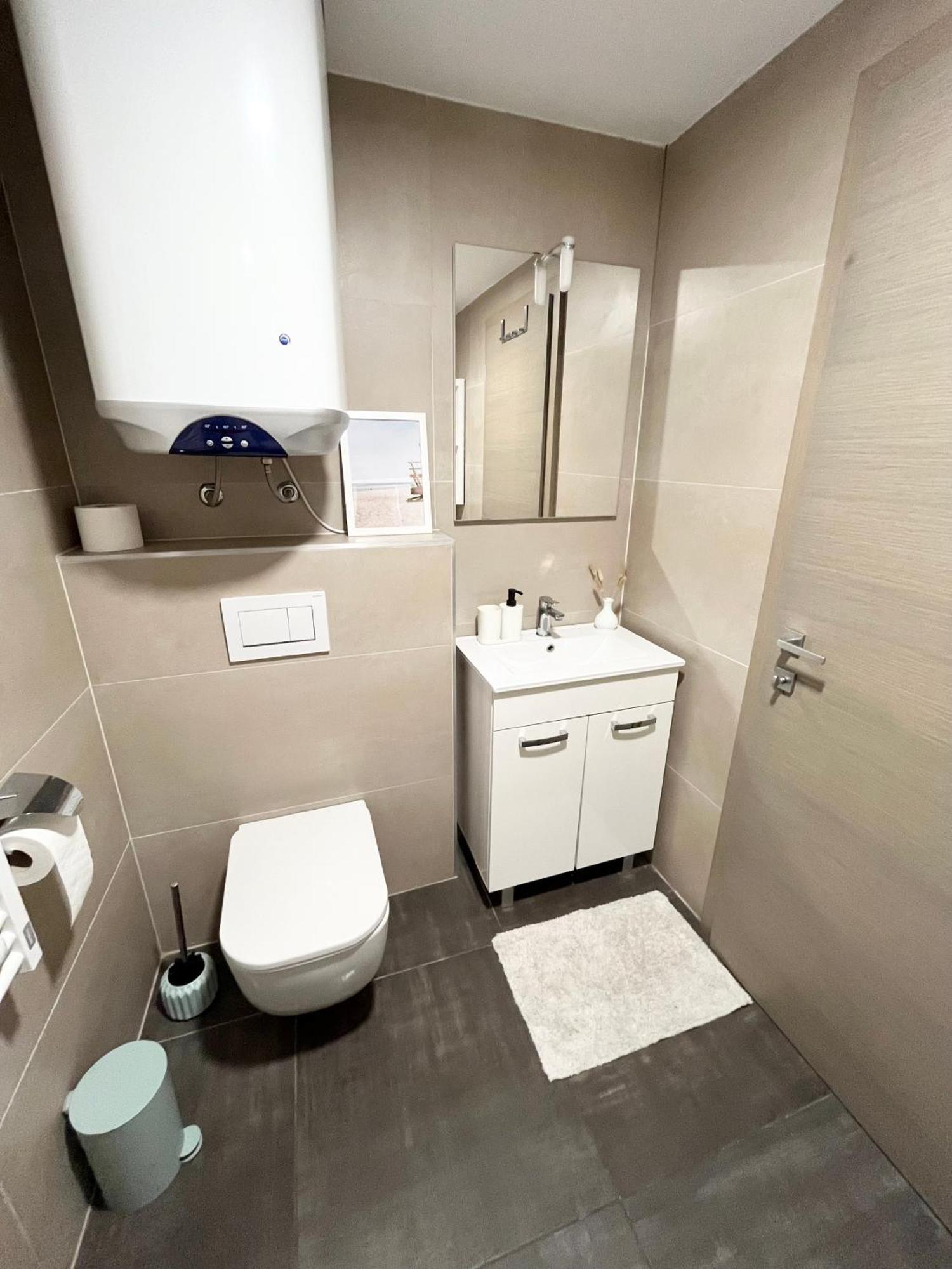 Casa Orange 3 Apartment โคเปร์ ภายนอก รูปภาพ